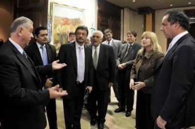 Plan de obras energ�ticas para el desarrollo del interior de la provincia