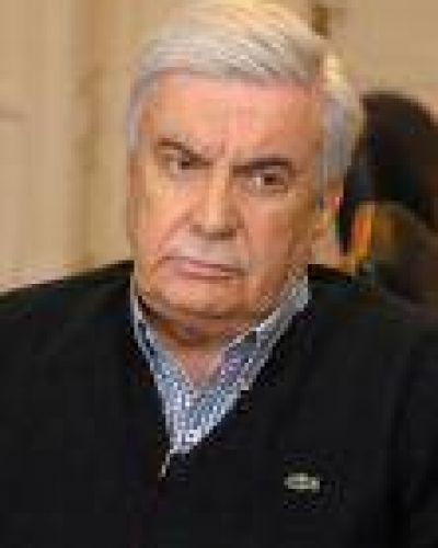 Edgardo V�zquez es el candidato a intendente por el duhaldismo