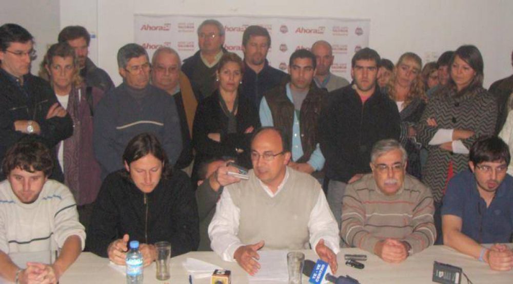 Jos� Luis Salom�n:�Estamos dispuestos a competir por dentro o por fuera�