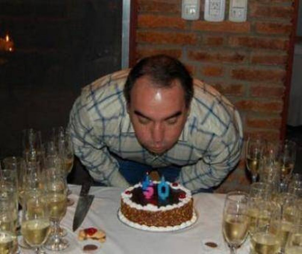A 6 meses del Narcoesc�ndalo: NADA QUE FESTEJAR