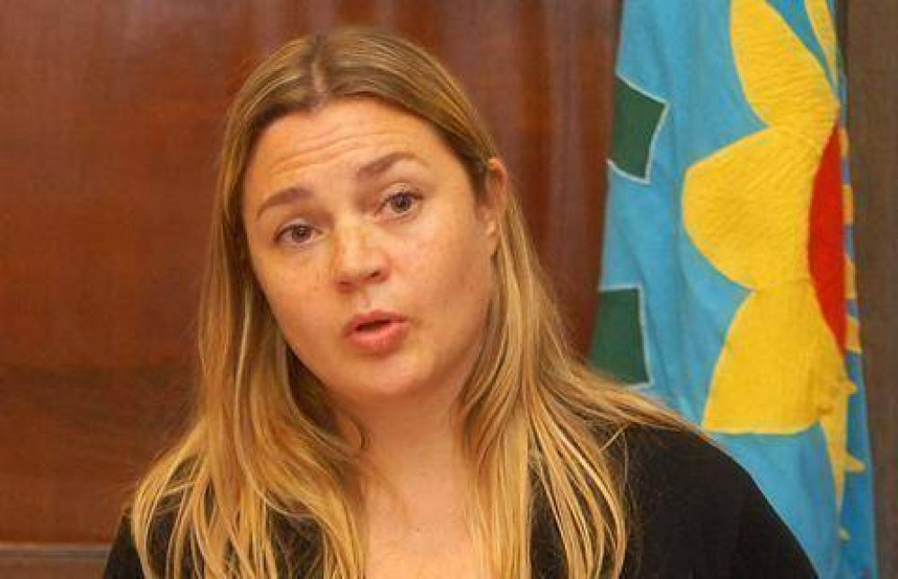 Editorial:Consejo Escolar: Rodr�guez Carer da su versi�n