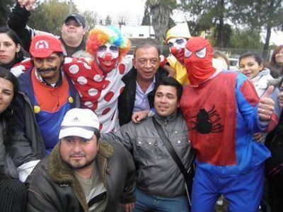 Z�ccaro le puso fecha a la presentaci�n de candidatos, pero sigue sin mostrar los nombres