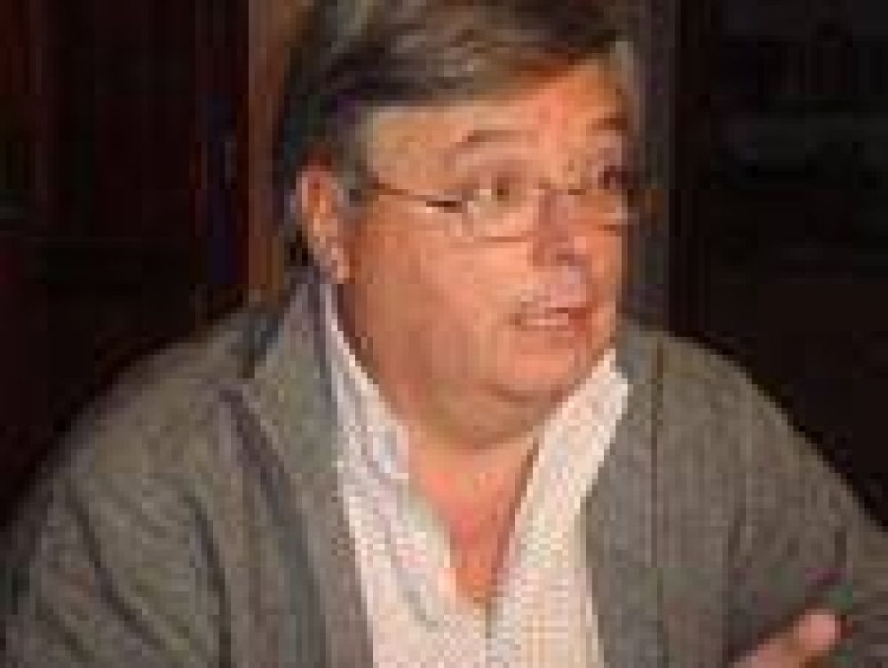 Bozzani disputa con Carignani la lista para senadores provinciales