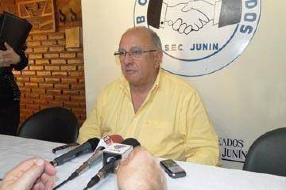 Henestrosa se baja de la carrera por la intendencia
