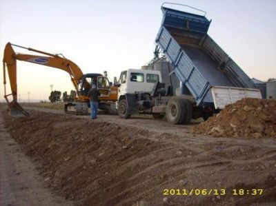 Avanzan las obras de desag�es pluviales en Tornquist