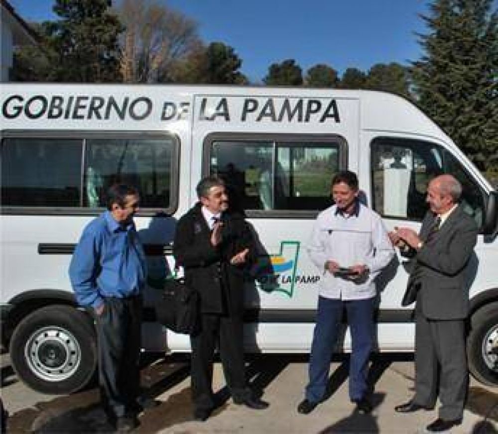 Nuevo Veh�culo Para Hospital			