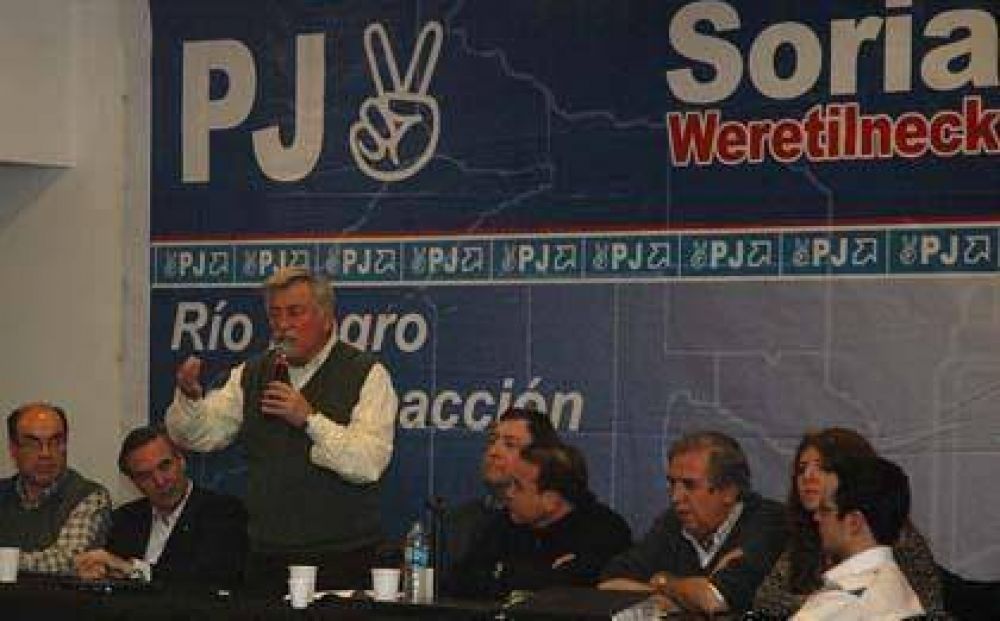 Bloque del PJ destac� como un �verdadero triunfo� el Congreso partidario realizado hoy