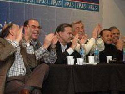 Se re�ne Congreso del PJ con esfuerzos por acordar candidaturas en Bariloche