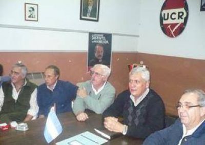 Morena 2� Secci�n reunida en Areco. 