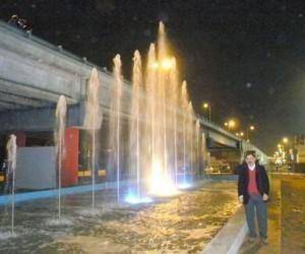El Intendente Jorge inaugurar� hoy lunes la �Fuente de las Am�ricas�
