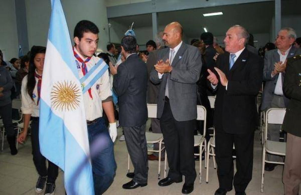 Acto oficial por el D�a de la Bandera