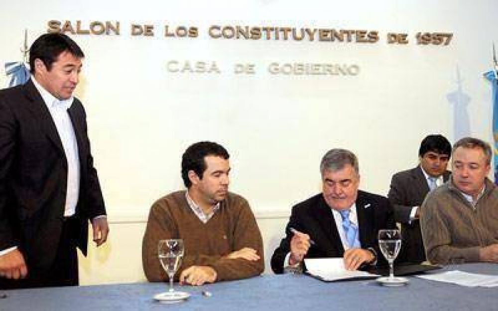 Obras para Trelew, Madryn, Rawson, Paso de Indios, Lago Puelo y Epuy�n