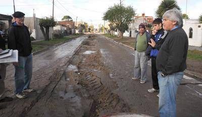 A�n no tienen respuestas los vecinos de Ayolas y Polonia