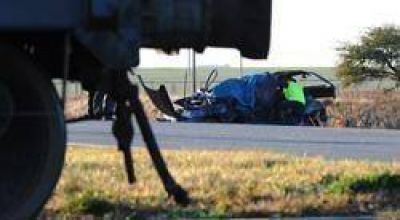 Muri� un automovilista en un accidente ferroviario