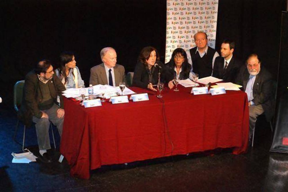 LUJ�N - SE REALIZO LA AUDIENCIA PUBLICA POR EL NUEVO CODIGO DE ORDENAMIENTO URBANO (COU)