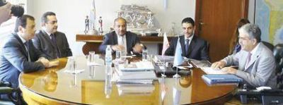 Zamora y el pr�ncipe de Bahrein tuvieron una reuni�n de trabajo con Julio De Vido