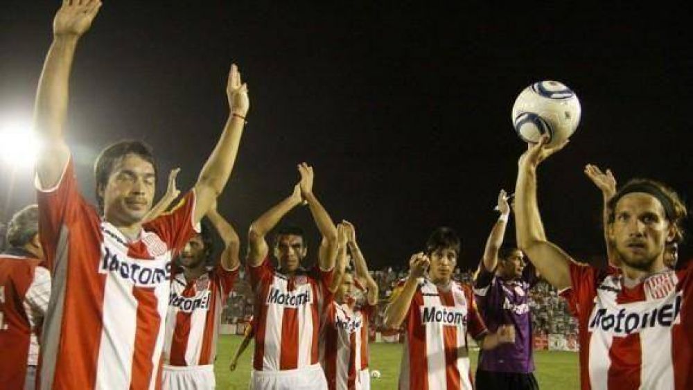 San Mart�n comienza a jugarse su futuro ante Desamparados