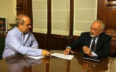 La Capital firm� convenio con la Ciudad de Buenos Aires