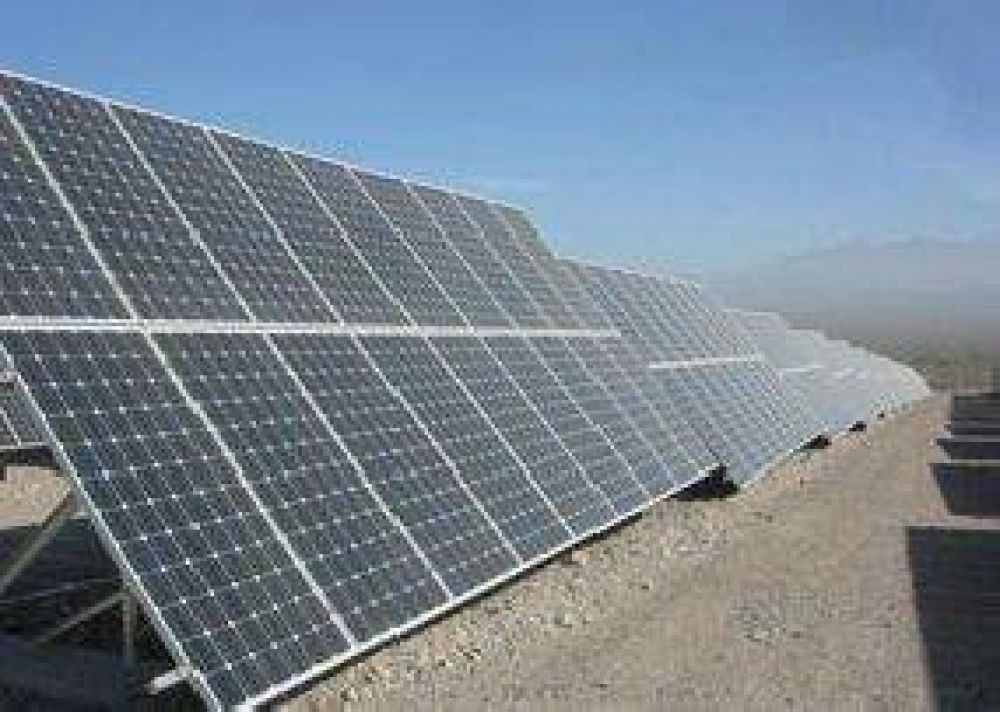 Avanzan los planes para la construccin del primer campo fotovoltaico	 