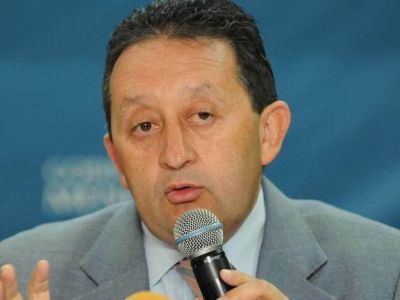 El ministro de Gobierno amenaz�: "Si Jaque no va primero como diputado puede adelantar las elecciones"