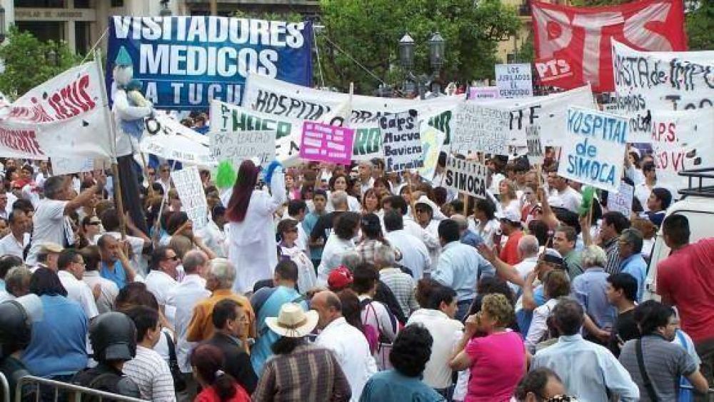 Fuego cruzado entre los m�dicos y el oficialismo por el viaje a Buenos Aires