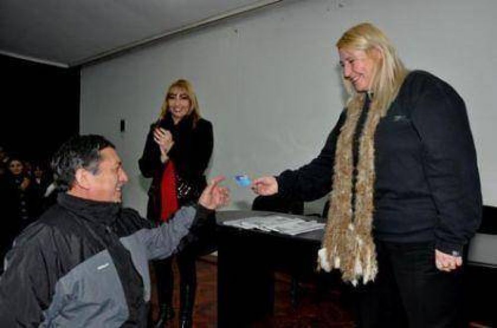 CARN� DE APOS PARA TODOS