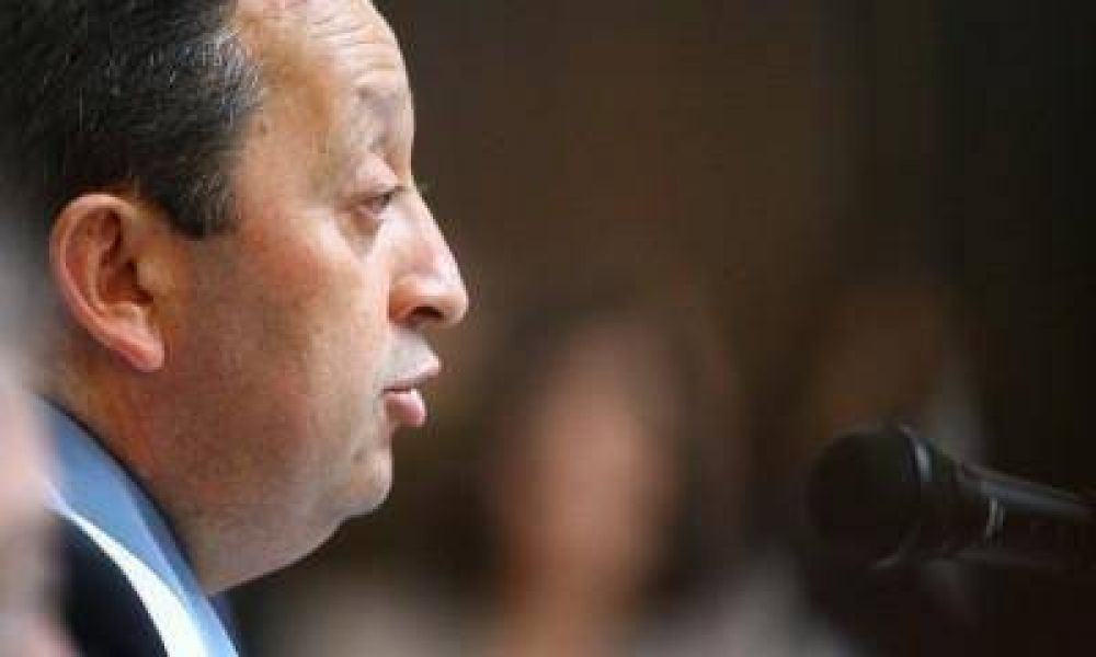 Celso Jaque y Patricia Fadel se quedar�an fuera de la lista del PJ