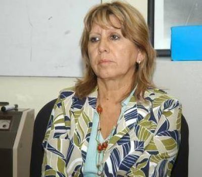 Olga Santill�n justific� las contrataciones municipales
