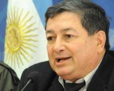 Valenzuela dijo que estar�a confirmada la candidatura de Capitanich 