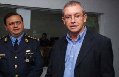 Pedrini: El gobierno tambi�n quiere el pleno esclarecimiento de la muerte de M�rtires L�pez