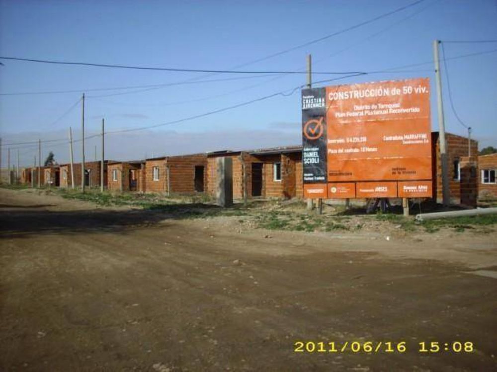 Construcci�n de nuevos barrios en Saldungaray y Tornquist