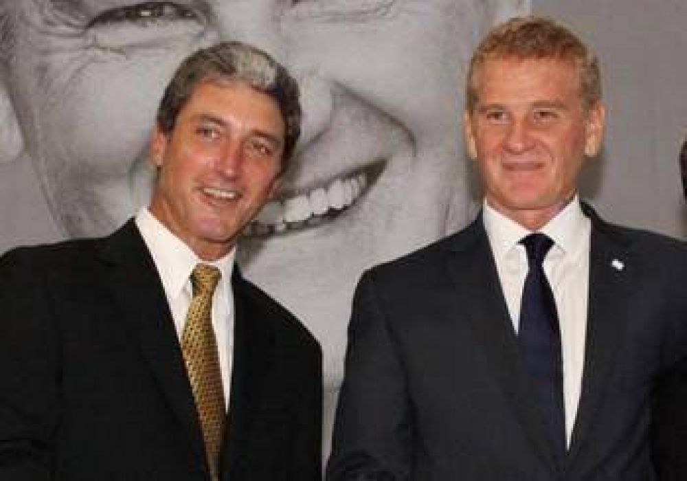 El hermano de Scioli encabezar� la lista de senadores de De Narv�ez