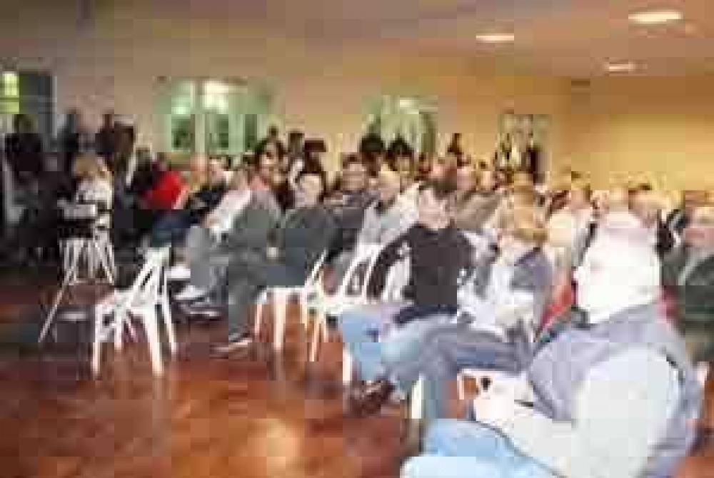 Presentaron anoche el nuevo sistema de recolecci�n de residuos por contenedores 