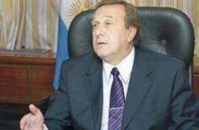 Querellante pidi� la imputaci�n de altas autoridades tucumanas