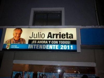 Arrieta inaugur� su local