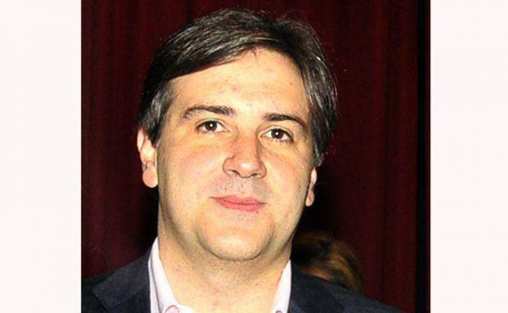 Llaryora pedir� licencia entre el 9 y 24 de julio