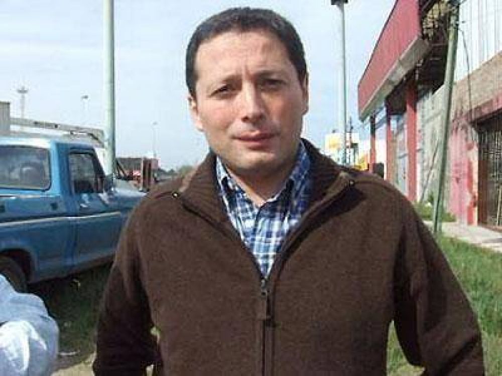Gray eligi� sus candidatos y la oposici�n busc� sus acuerdos 