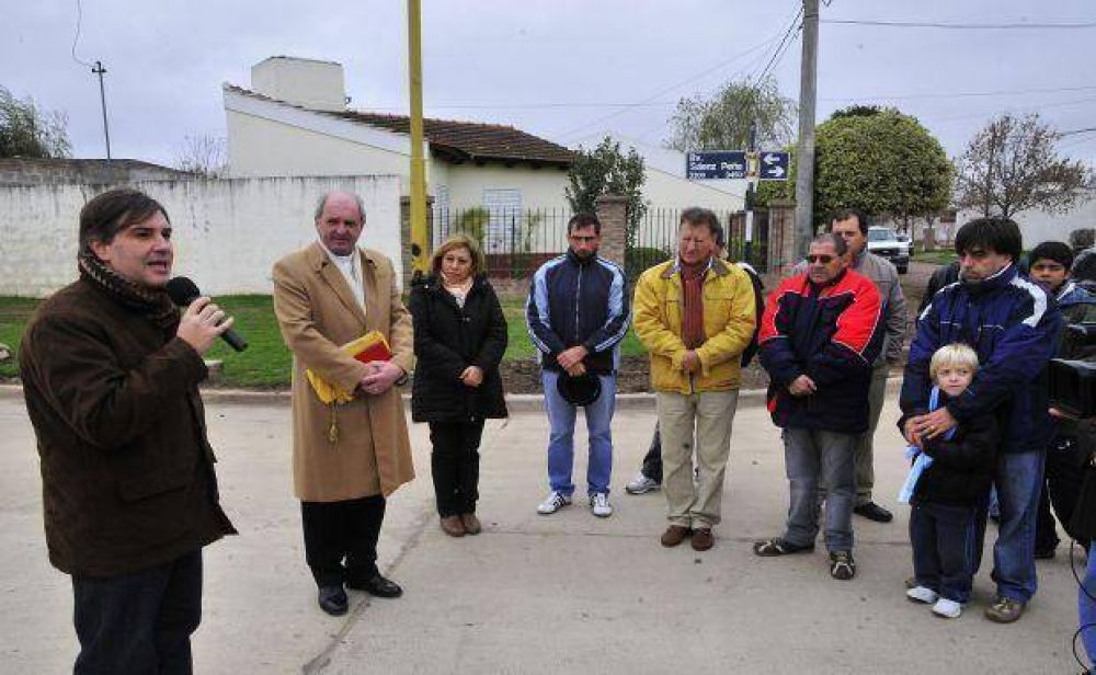 Inauguraron pavimento en tramo de Bv. S�enz Pe�a