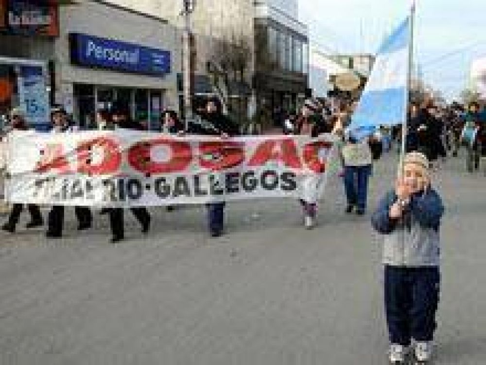 UnTER para el lunes 27 por el desalojo de docentes en Capital Federal