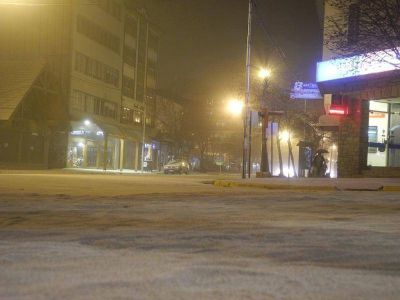  Contin�a el proceso eruptivo 