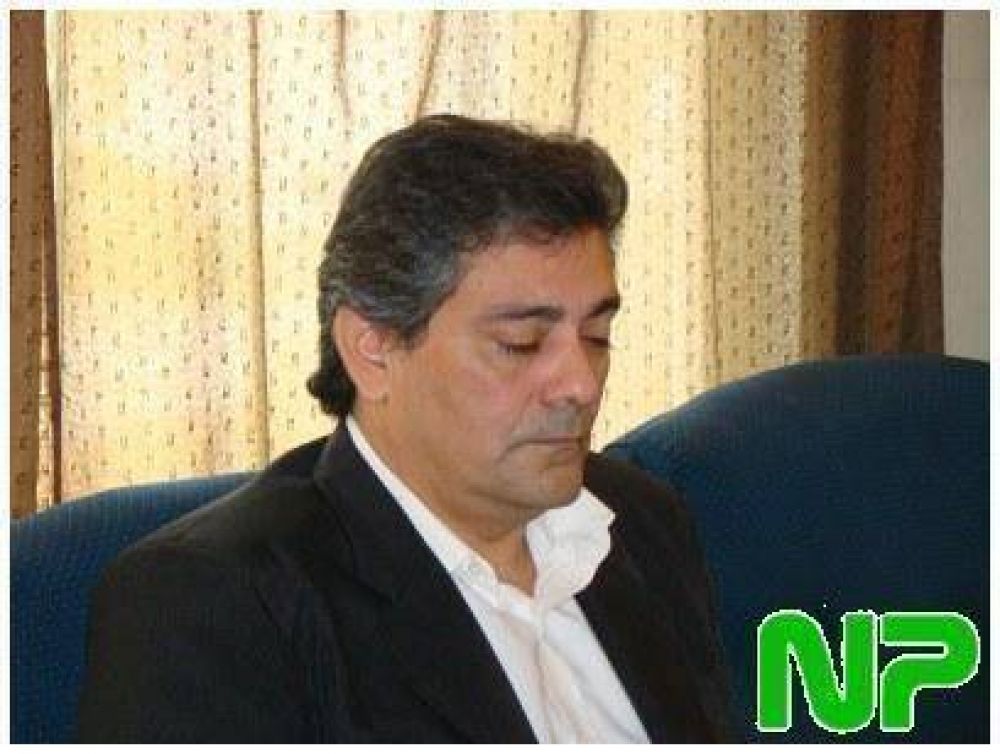 GUSTAVO LEDESMA SE SUMO A LA FORMULA DE DE NARVAEZ-ALFONSIN-DENUCHI EN JOSE C. PAZ