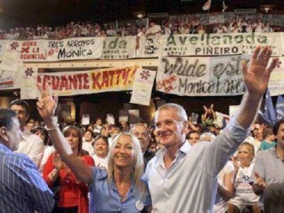 M�nica L�pez: �Francisco pudo elegir a su compa�ero de f�rmula, como no pudo hacer Scioli�