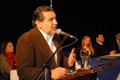 BEDER HERRERA PRESENT� EL PROGRAMA �ARGENTINA TRABAJA�