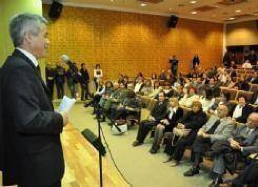 �Espero mayor intercambio comercial con la Provincia�