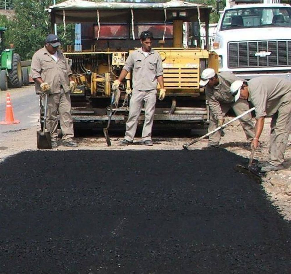 AVANCE OBRAS DE PAVIMENTACI�N B� EL TR�BOL EN LUJ�N