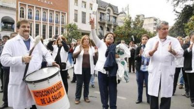 Los m�dicos definir�n hoy la protesta del 9 de Julio