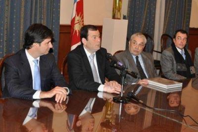 Se firm� el contrato para la construcci�n del Parque E�lico El Jume