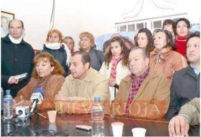GUILLERMO GALV�N:�No se puede ganar una elecci�n corriendo gente� 