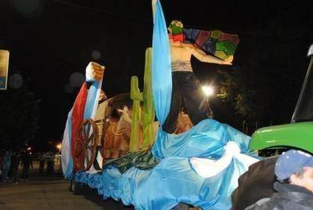 Insfr�n preside los actos evocativos de los 56 a�os de la provincializaci�n