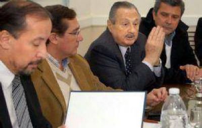 Denuncian manejo irregular de Irrigaci�n para abrir pozos